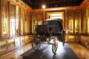 Musei Reali festeggiano il 160° anniversario dell’Unità d’Italia  con un nuovo allestimento e la Carrozza del Re,  dalle Collezioni Presidenziali del Quirinale